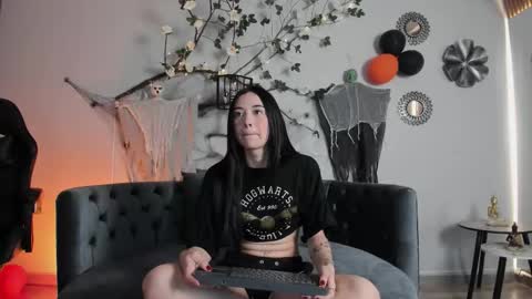 SASHA  online show from 10-13-25, 12:05