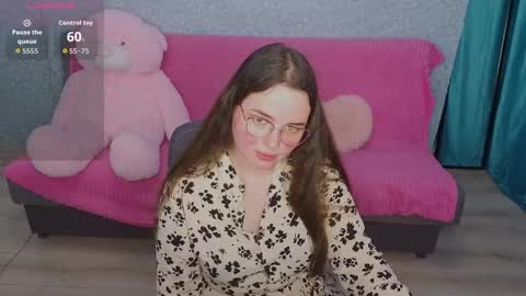 Sasha online show from 05-09-26, 08:03