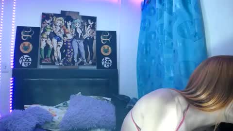 Snapshot of sashayscott chatting on 06-07-26, 11:19 Onlyfans nataliaclaus online show from 06-07-26, 11:19