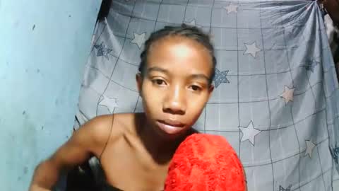 Snapshot of sasivia08 chatting on 04-25-26, 06:27 sasivia08 online show from 04-25-26, 06:27
