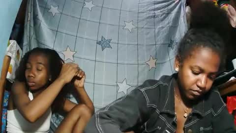 Snapshot of sasivia08 chatting on 04-25-26, 02:03 sasivia08 online show from 04-25-26, 02:03
