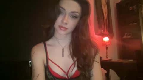 Snapshot of saskiajuedes chatting on 10-25-25, 03:36 saskia online show from 10-25-25, 03:36