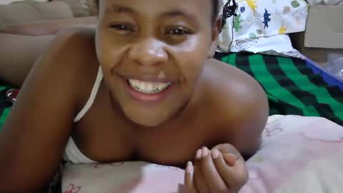 sassy_bella online show from 03-05-25, 10:32