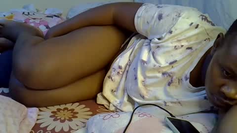 sassy_bella online show from 09-23-25, 03:26