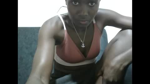 sassy_bloom22 online show from 01-18-26, 09:02