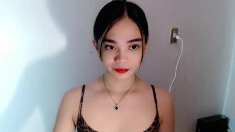 Snapshot of sassy_keath chatting on 05-24-26, 03:17 Keath online show from 05-24-26, 03:17