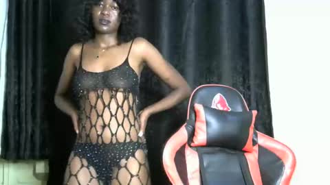 sassy_lyne online show from 12-16-25, 08:14
