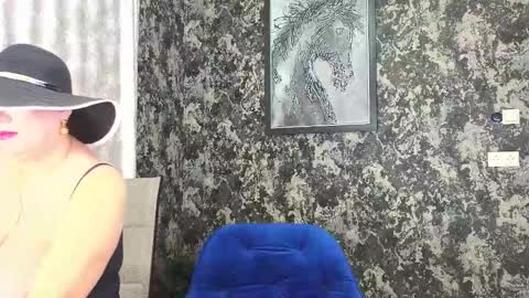 sassy_seasons online show from 10-29-25, 09:55