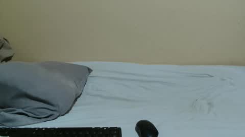 Snapshot of sassybabe20 chatting on 02-11-26, 05:34 sassybabe20 online show from 02-11-26, 05:34