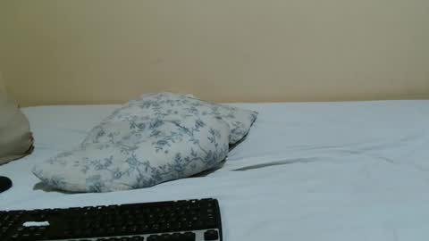 Snapshot of sassybabe20 chatting on 02-24-26, 04:32 sassybabe20 online show from 02-24-26, 04:32