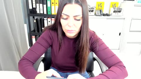 sassytiff online show from 11-18-25, 01:48