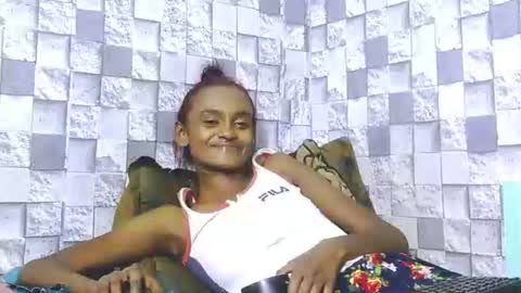 Snapshot of sassyxindian chatting on 05-10-26, 10:37 sassyxindian online show from 05-10-26, 10:37