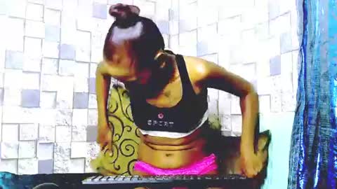 Snapshot of sassyxindian chatting on 05-14-26, 12:01 sassyxindian online show from 05-14-26, 12:01