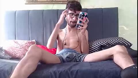 sasuke_bigcock online show from 06-10-26, 01:54