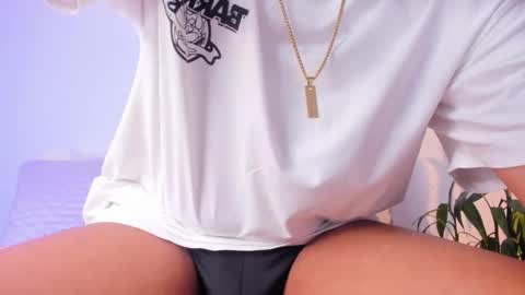     online show from 01-09-26, 05:37