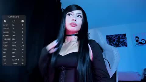 Snapshot of satanbabee_ chatting on 06-12-26, 11:03 im expecting 300 thumbs up on my altar online show from 06-12-26, 11:03