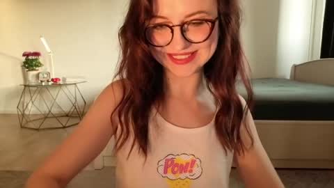 Lori online show from 05-04-26, 05:31