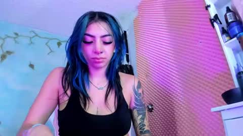 Snapshot of saturno_stone chatting on 06-20-26, 05:32 Saturnooo online show from 06-20-26, 05:32