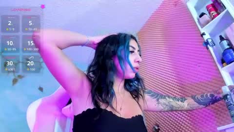 Snapshot of saturno_stone chatting on 06-23-26, 03:48 Saturnooo online show from 06-23-26, 03:48