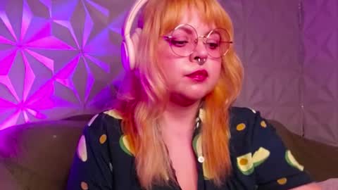 Gina George online show from 09-21-25, 10:22