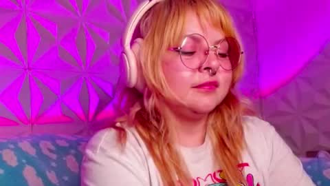 Gina George online show from 10-08-25, 11:57