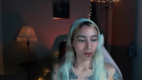 I AM JENN  online show from 01-31-25, 03:52