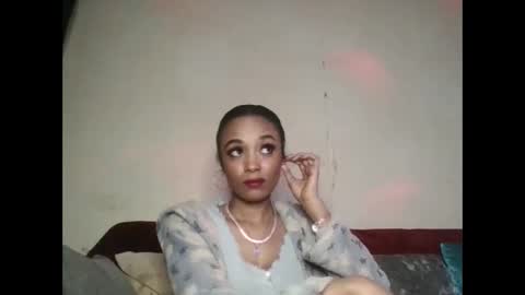 Shaniiice online show from 05-17-26, 11:34