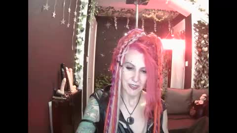 SaucySky online show from 01-17-26, 08:56