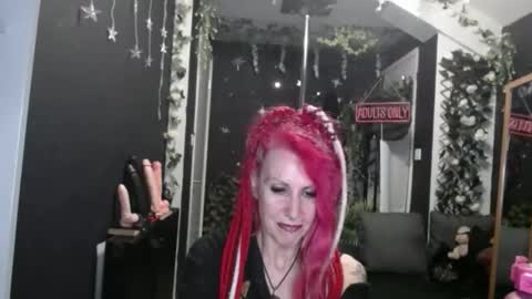 SaucySky online show from 03-09-26, 10:14