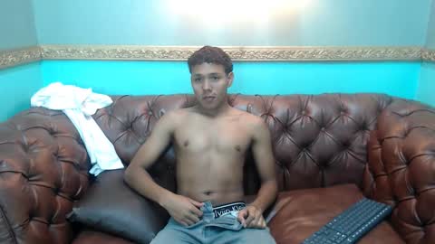 Snapshot of saulmejia6 chatting on 02-27-26, 03:45 saulmejia6 online show from 02-27-26, 03:45