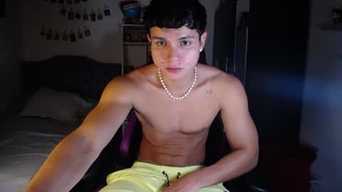 Snapshot of saulomiralles chatting on 05-05-26, 12:18 Saulo online show from 05-05-26, 12:18