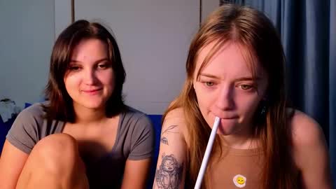 LUNA and ANNA    online show from 09-29-25, 05:29