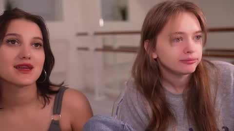 LUNA and ANNA    online show from 10-24-25, 02:46