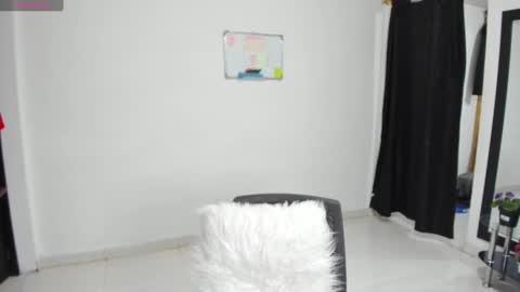 Snapshot of sava_lee chatting on 02-12-25, 02:14 Sava lee online show from 02-12-25, 02:14