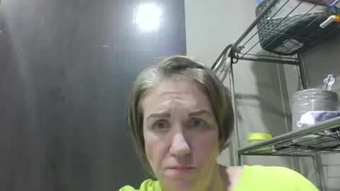 Snapshot of savage_slut69 chatting on 05-08-26, 01:44 Savage Slut69 online show from 05-08-26, 01:44