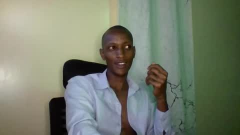 Snapshot of savagelyintimate chatting on 06-18-26, 06:56 savagelyintimate online show from 06-18-26, 06:56
