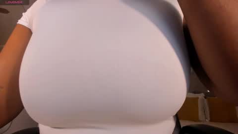 S a v a n n a h  online show from 12-17-25, 12:22