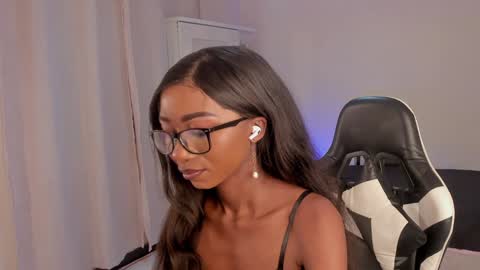 Snapshot of savannahwildee chatting on 12-19-24, 10:56 Savannahwildee online show from 12-19-24, 10:56