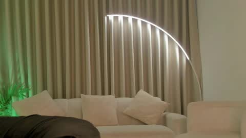 Snapshot of savannahwildee chatting on 09-20-25, 11:44 Savannahwildee online show from 09-20-25, 11:44