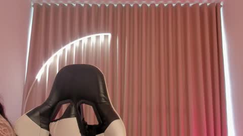 Snapshot of savannahwildee chatting on 10-08-25, 12:14 Savannahwildee online show from 10-08-25, 12:14