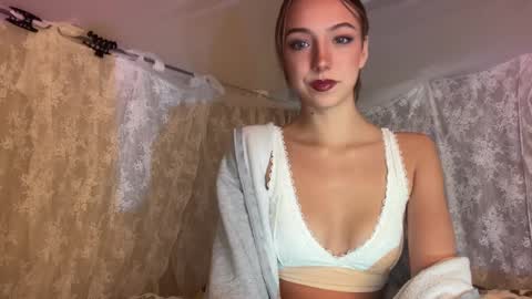 Snapshot of savannaluv chatting on 01-14-25, 02:50 savannaluv online show from 01-14-25, 02:50