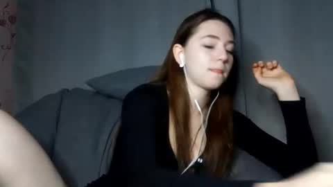 Sophie online show from 10-08-25, 03:20