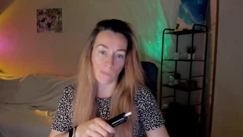 save the qween online show from 12-04-25, 07:50