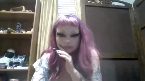 Snapshot of saviorsfeastxxx chatting on 02-25-26, 01:59 GG online show from 02-25-26, 01:59