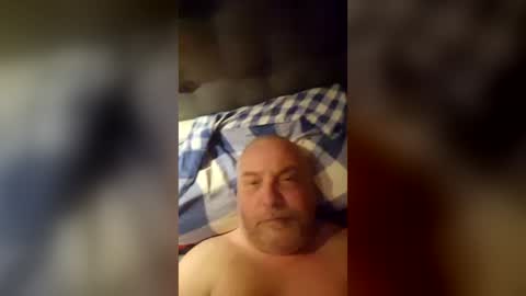 Snapshot of savlan chatting on 06-15-26, 10:12 savlan online show from 06-15-26, 10:12
