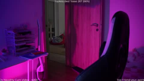 Naomi online show from 02-10-26, 07:40