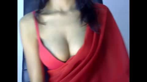 Snapshot of saxee_love chatting on 12-28-24, 06:17 saxee online show from 12-28-24, 06:17