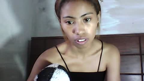 Snapshot of sayaah01 chatting on 07-09-26, 06:39 sayaah01 online show from 07-09-26, 06:39