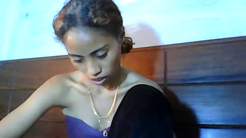 Snapshot of sayaah01 chatting on 07-15-26, 12:54 sayaah01 online show from 07-15-26, 12:54
