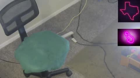 Cait or Caitlin online show from 11-22-25, 07:51